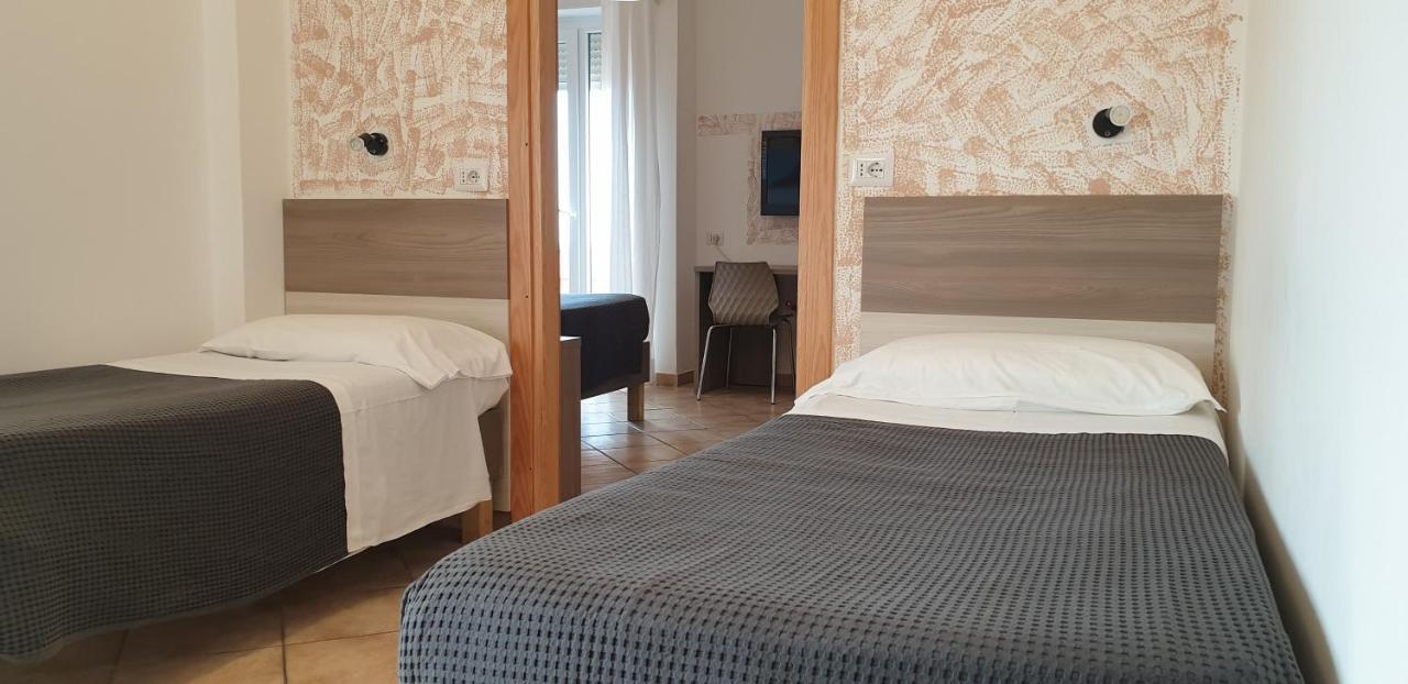 Hotel Corallo フレジェネ エクステリア 写真