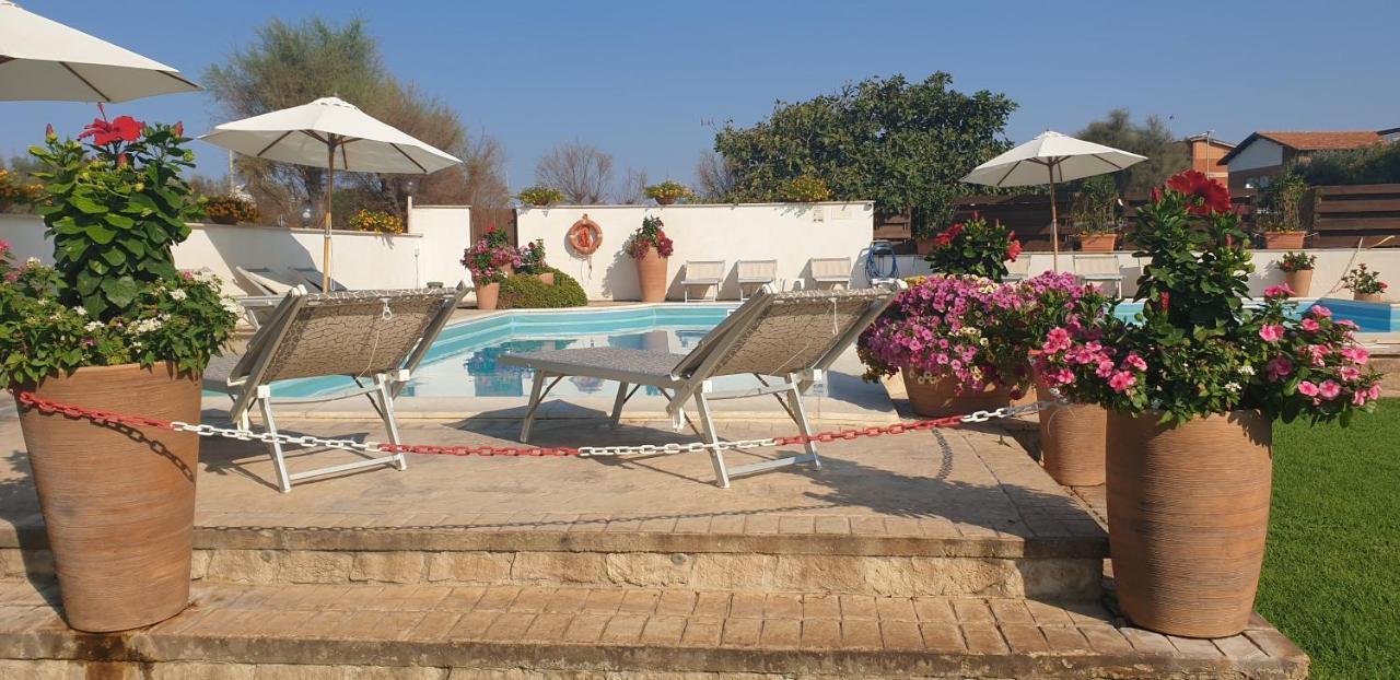 Hotel Corallo フレジェネ エクステリア 写真