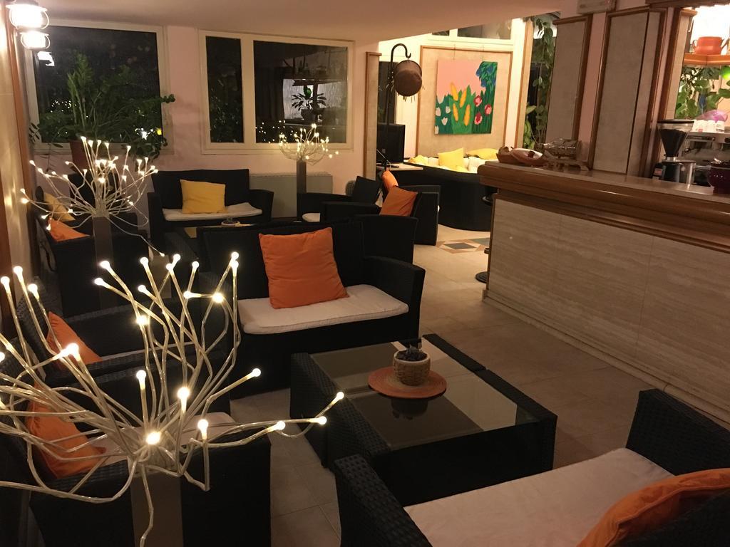 Hotel Corallo フレジェネ エクステリア 写真